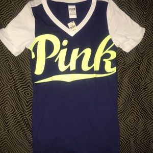 New Victoria Secret PINK T-shirt size XS